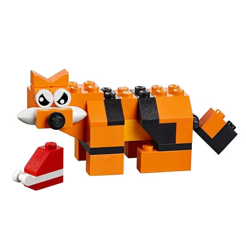 レゴ10696のオレンジと黒のブロックで作ったトラの作例